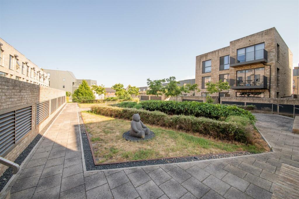 Regiment Hill, Millbrook Park, NW7, London